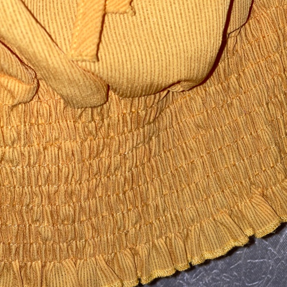 Alba - Picture 3 of 3